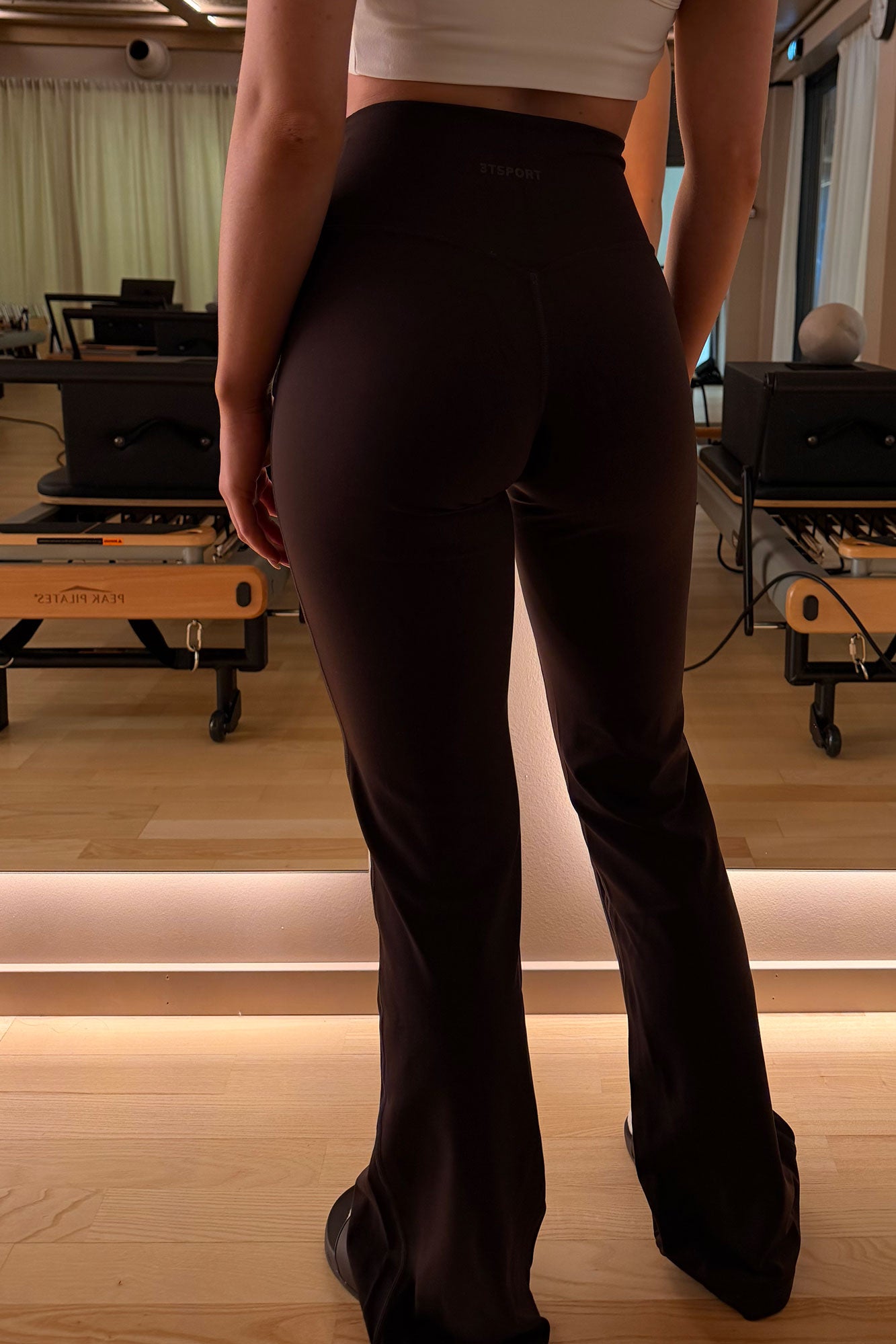 Active Flared Pants Short Brown